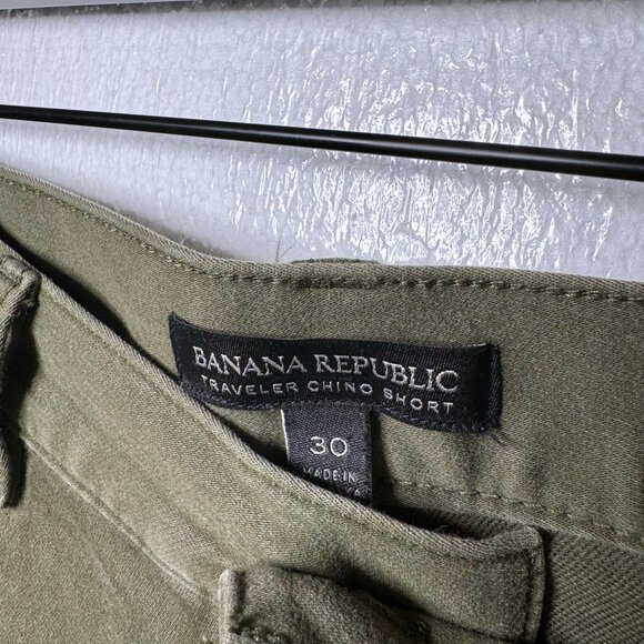 Banana Republic Mens Sz 30 Green Travelers Chino Shorts Flat Front Preppy Casual - Picture 2 of 6
